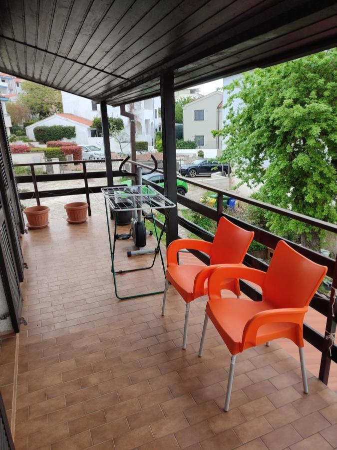 Guesthouse Suzy Pula Exterior photo