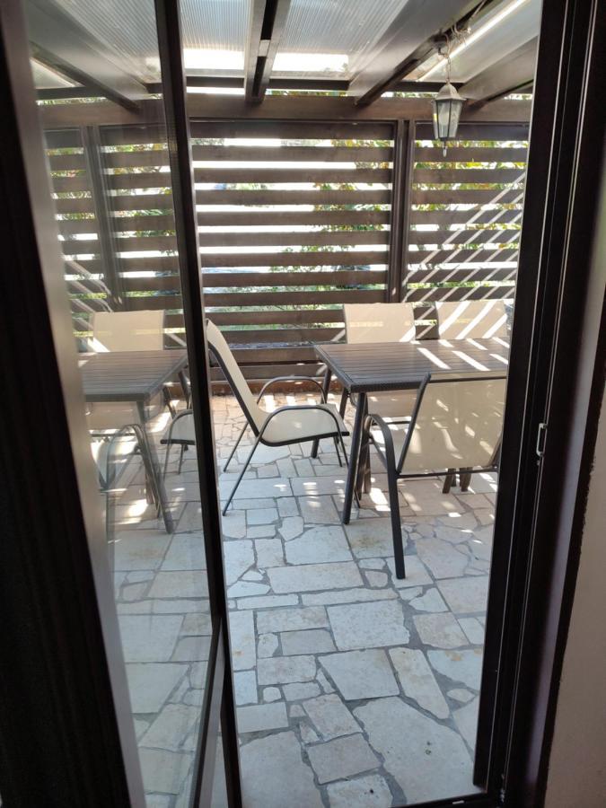 Guesthouse Suzy Pula Exterior photo