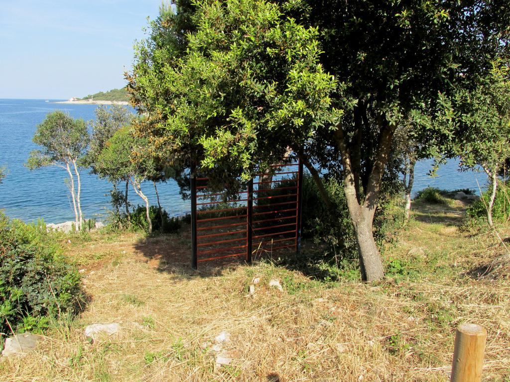 Guesthouse Suzy Pula Exterior photo